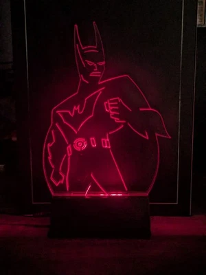 Escultura iluminada Warner Brothers Batman Beyond Buzzy Trusiani #092 Foto 1 de 4