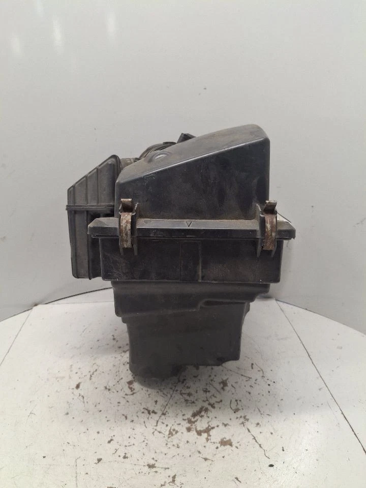 Air Cleaner Without Turbo US Market Low Emissions Fits 04-09 MAZDA 3 1382832 - Image 1 of 4