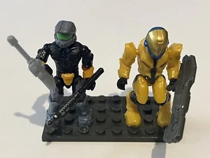 HALO Construx Mega Bloks Action 2” Mini Figures with Weapons. Nice! - Picture 1 of 6