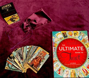 Lo Scarabeo Authentic Tarot Deck Set Velvet Tarot Cloth & Pouch Tarot Guid Book - Picture 1 of 5