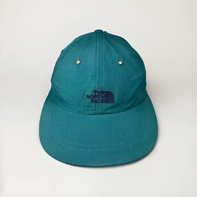 Sombrero de nailon The North Face vintage años 90, gorra ajustable con hebilla, verde laurel Foto 1 de 4