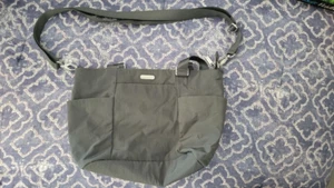 Black Baggallini Tote Traveling Shoulder Bag Zipper 14x10” - Picture 1 of 6