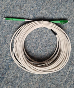 OS2 weißes Glasfaserkabel LC/APC auf LC/APC (10m) - Afbeelding 1 van 2