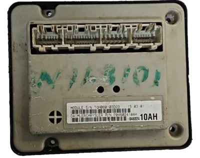 Módulo de control de carrocería BCM Dodge Intrepid o Chrysler 300M 2002 P04602410AH Foto 1 de 4