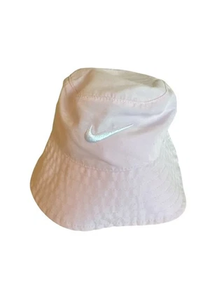 NUEVO SIN ETIQUETAS Nike Dry Niño Niñas Sombrero Cubo Rosa Blanco Logo 1-3 años (2-4T) UPF 40+ Foto 1 de 4