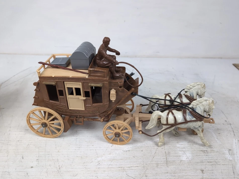 Diligencia Roy Rogers Fix It 1955 vintage con caballos y algunos accesorios Foto 1 de 4