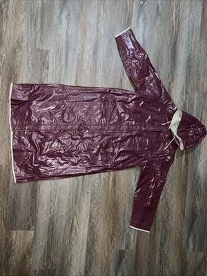 Capa de chuva reversível creme/borgonha brilho aquático vintage tamanho M/L feita nos EUA anos 80 - Imagem 1 de 4