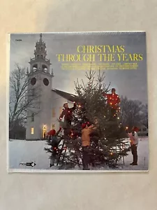 Christmas Through The Years - VG+ 1969 MCA vinyl LP - Bing Crosby - Jack Jones - Picture 1 of 4