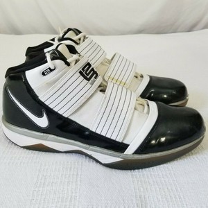 lebron size 3