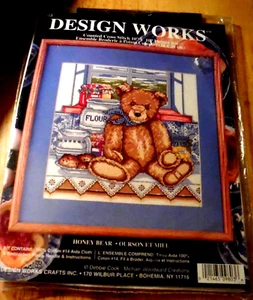 Vtg Design Works  "Honey Bear"  Counted Cross Stitch Kit  10"X10" - Picture 1 of 5
