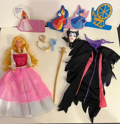 1991 Disney Sleeping Beauty Mattel - Closes Her Eyes + Maleficent Mask & Costume - Image 1 of 4