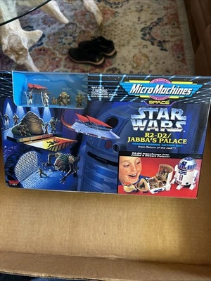 Micro Machines R2-D2/Jabba's Palace 1994 juego de acción transformadora nuevo en caja Foto 1 de 3