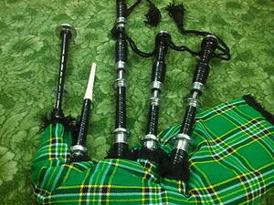SCOZZESE CORNAMUSA PALISSANDRO COLORE NERO PURO ARGENTO SUPPORTI/IRLANDESE - Picture 1 of 1