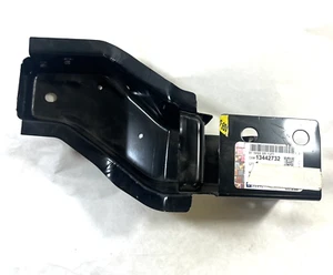 Genuine OEM GM Chevrolet Passenger Side Upper Radiator Support Tie Bar 13442732 - Picture 1 of 3