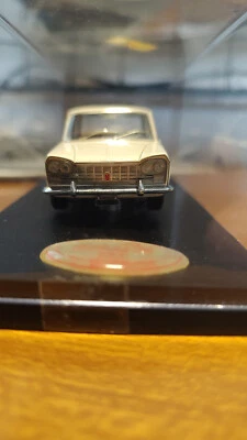 Gamma Models Fiat 2300 Berlina Avorio NO BBR, MR, Arena, Make Up - Immagine 1 di 4