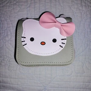 Hello Kitty Mini Purse for Little Girls Green NEW - Picture 1 of 2