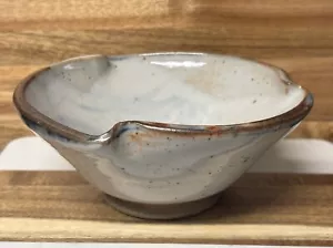 Art Pottery Serving Bowl Ruffled Edge Speckles Small Signed - Picture 1 of 5