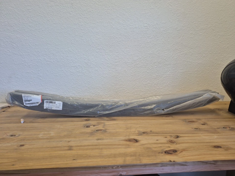 Parachoques delantero de acero para Nissan Sentra 00-06 Foto 1 de 4