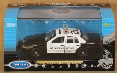 Welly Huntington Beach Police Dept. (HBPD) Ford Crown Victoria 1:43 NOS - Image 1 of 3