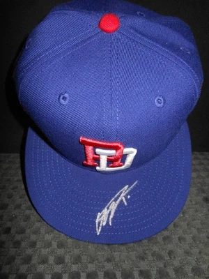 SOMBRERO CLÁSICO DE BÉISBOL MUNDIAL DOMINICANA FIRMADO POR EL EQUIPO MIGUEL TEJADA NUEVA ERA - ¡RARO! Foto 1 de 4