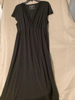 Charter & Club Intimates 长袖礼服黑色 V 领蕾丝装饰,尺寸 L — 第 1/4 张图片