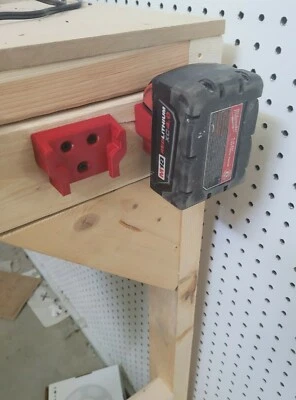 5x RED Locking Milwaukee M18 Battery Holder Slide-in Wall Mount Bracket M-18