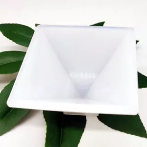 Molde de silicona con forma de pirámide grande resina fundición joyería fabricación molde decorativo - Imagen 1 de 5