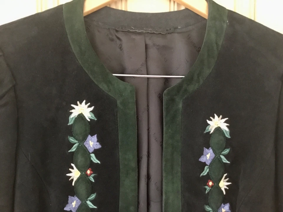 Helene Strasser (Straßer) Chaqueta de gamuza bordada suave como la mantequilla Talla 6 Foto 1 de 4