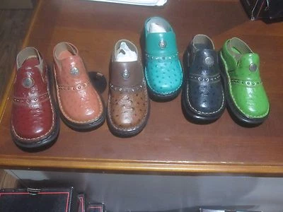 BOTAS DOBLES H NUEVAS ZUECOS DE CUERO SIN CORDONES CON PATRÓN AVESTRUZ VARIOS COLORES Foto 1 de 4