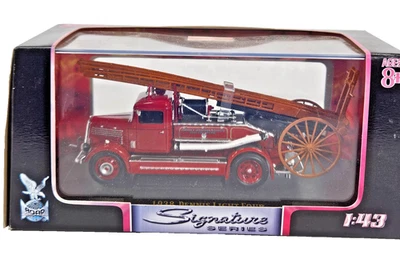 Dennis Light Four Fire Engine Red 1:43 Scale Diecast 43011 Truck 1938 Boxed. - Image 1 of 4