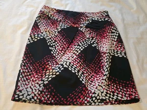 Gonna donna taglia 10 Worthington stampata a matita rossa nera bianca vacanza usata in ottime condizioni - Foto 1 di 11