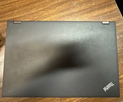 Estación de trabajo Lenovo ThinkPad P50, Intel Core i7-6700HQ, 32 GB RAM, 1,5 TB, NVIDIA Foto 1 de 4