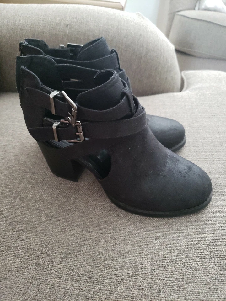 Women Black Party Casual 3 "Heel Shoes Size 7 Soda Girls Stylish New - Image 1 of 4