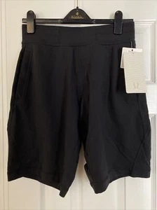 Lululemon Women’s Black Down Dawg Luon Shorts Yoga Gym Workout Shorts Size M NWT - Picture 1 of 6