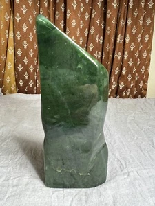 1.1kgs Tumble free form top Quality crystals tower Nephrite Jade 1PC decor - Picture 1 of 10