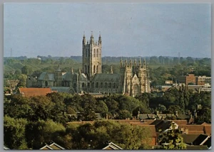 Canterbury Cathedral Kent England Postcard - Picture 1 of 2