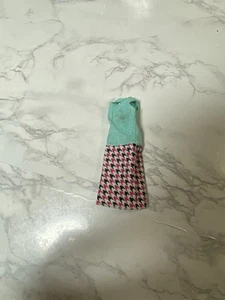 Barbie Looks 15 Petite Doll Midikleid 2023 Mattel - Bild 1 von 2