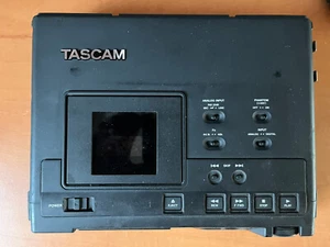 Tascam DA-P1 DAT Recorder defekt mit Netzteil DS-P1 und Anleitungen/Manual - Bild 1 von 9