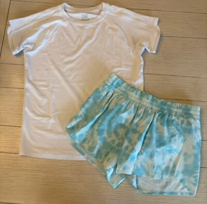 EUC Athleta Girls Size Medium Short Sleeve White Top & Blue Tie-Dye Shorts Set - Picture 1 of 14