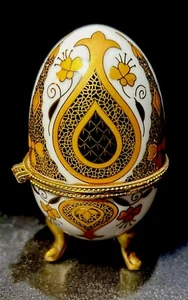 Porcelain Egg Trinket Box Footed Gold And Black .  #254 - Picture 1 of 4