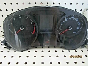 2015 2016 2017 Volkswagen Jetta Speedometer Instrument Gauge OEM - Picture 1 of 3
