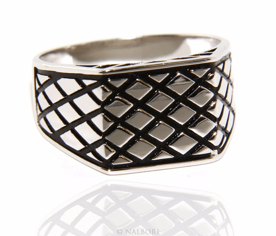 ANELLO UOMO ARGENTO 925 SCUDO QUADRATO RIGA SMALTO NERE ROMBI SEMPLICE CHEVALIER - Immagine 1 di 1