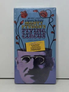 MONTY PYTHON'S FLYING CIRCUS VHS NEW VOL. 2, 1970 Python (Monty) Paramount 1986 - Foto 1 di 6