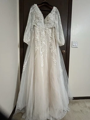 Vestido de novia nuevo  Foto 1 de 4
