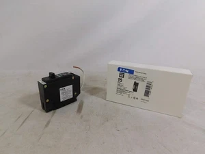 Cutler Hammer Eaton BRCAF115QN AFCI Combo BR 15 amp Quick Connect Breaker - Picture 1 of 6