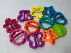 11 Pezzi Stampi per Impasto Gioco Bambini, Tagliapasti, Timbri Forme Farfalla Ecc - Foto 1 di 2