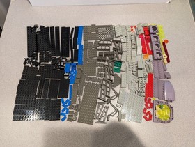 LEGO Space Life on Mars: Aero Tube Hanger 7317 - Incomplete Set Vintage 2001
