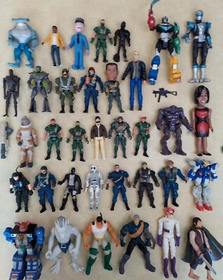 Figura de acción lote mixto de 35 Voltron Batman Corps Lanard vintage a moderno Foto 1 de 4