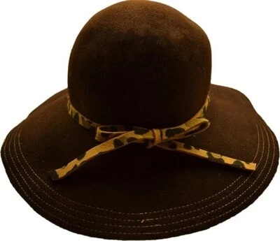 Sombrero de Panamá Aqua para Mujer Ala Ancha Lana Marrón Oscuro Leo Bow $68 Foto 1 de 4