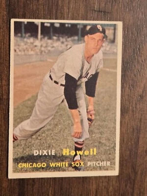 1957 Dixie Howell #221 White Sox EX+ - Image 1 of 2